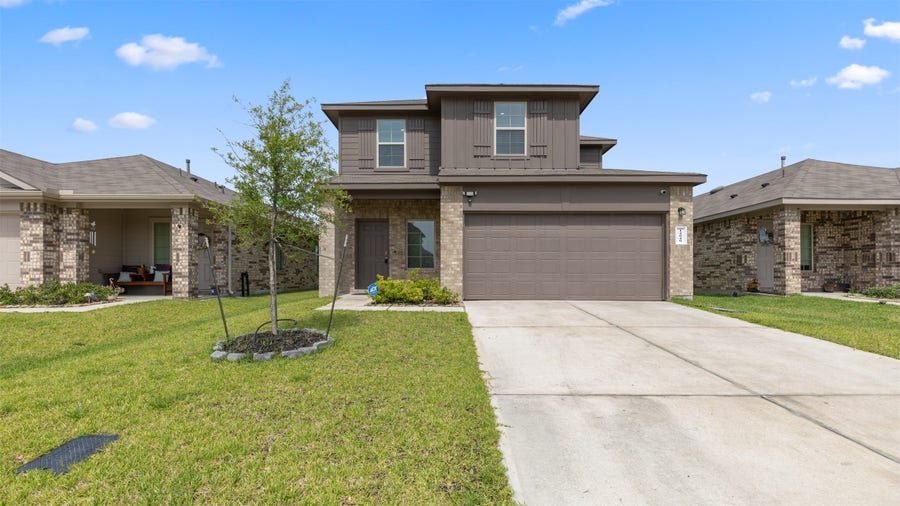 Property photo for 14040 Thunder Pines Drive, Conroe, TX