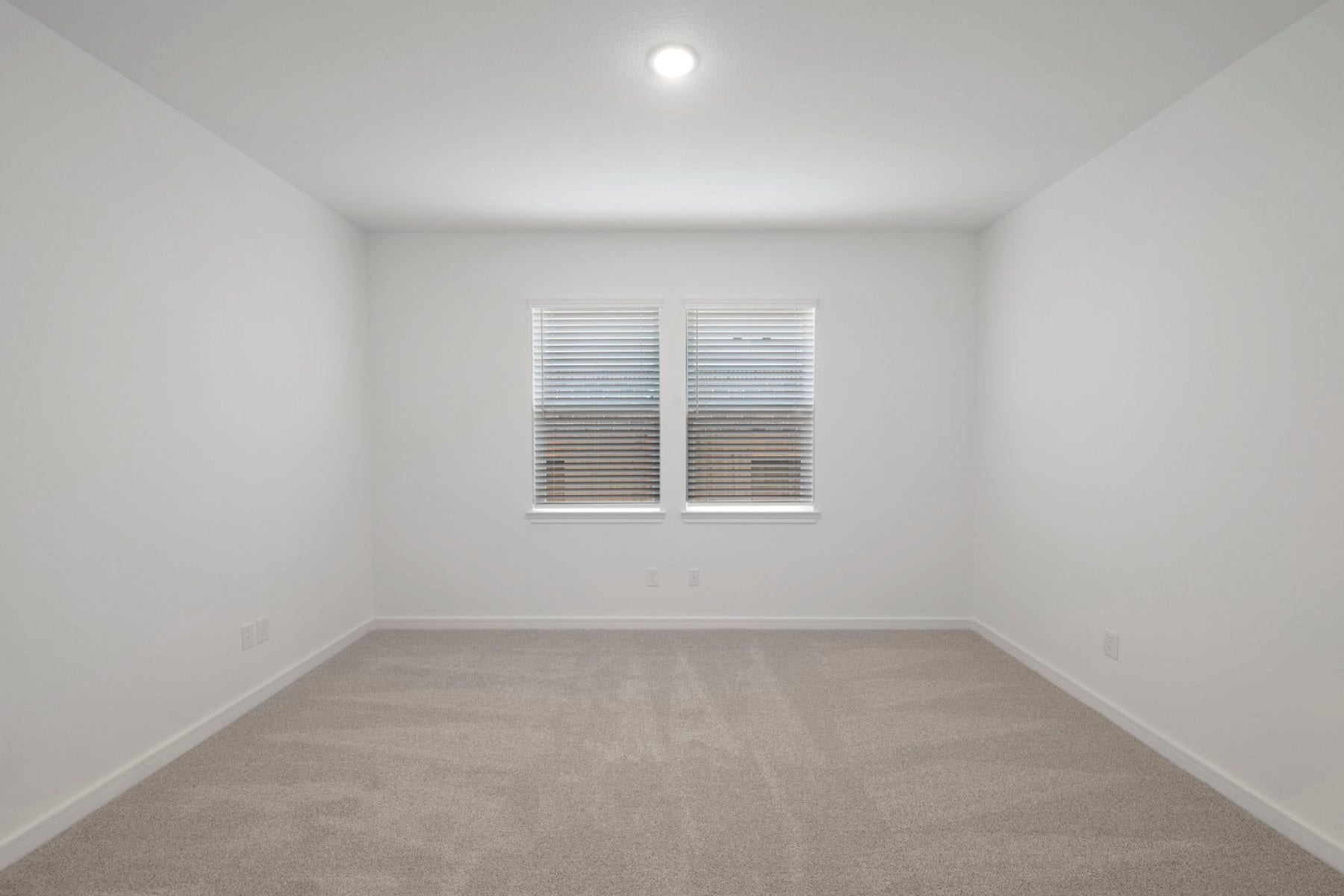 Convenient home office (*Photo not of actual home and used for illustration purposes only.)