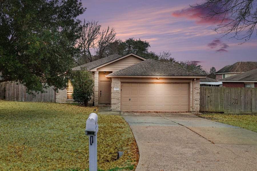 Property photo for 322 Moonwalk Street, Montgomery, TX