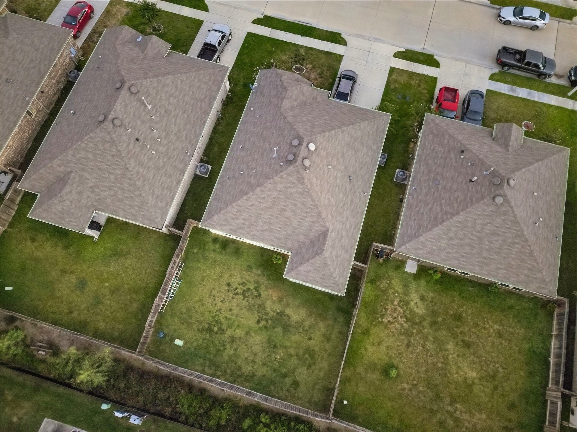335 Appaloosa Drive, Alvin, TX 77511 335 Appaloosa Drive, Alvin, TX 77511