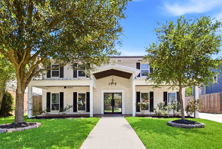 Property photo for 4810 Bayou Vista Drive, Houston, TX