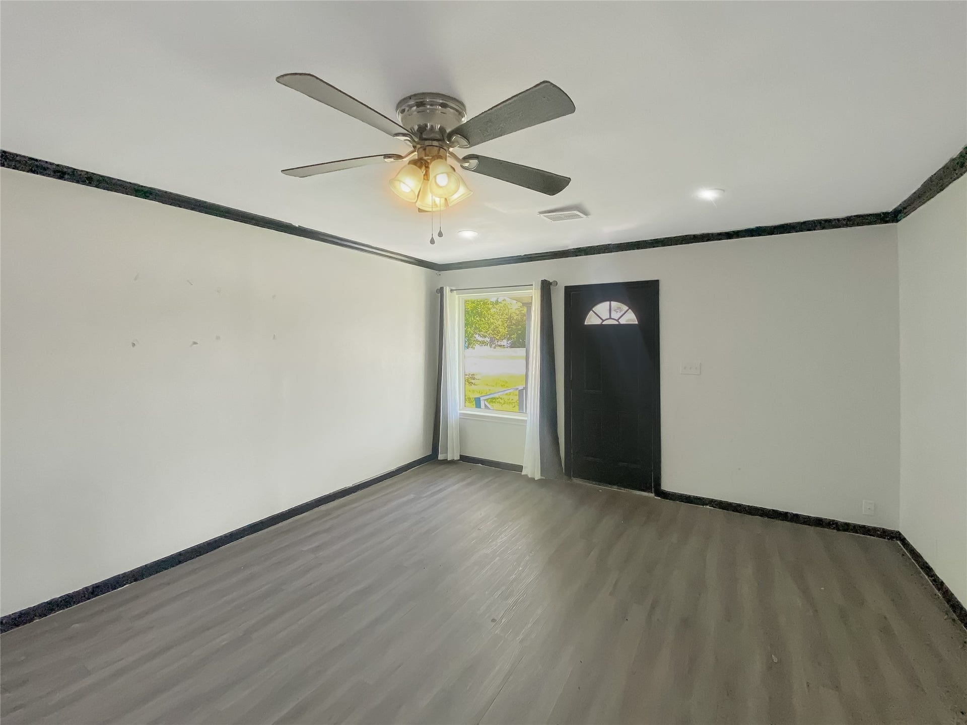1201 Fm-517, Dickinson, TX 77539 1201 Fm-517, Dickinson, TX 77539