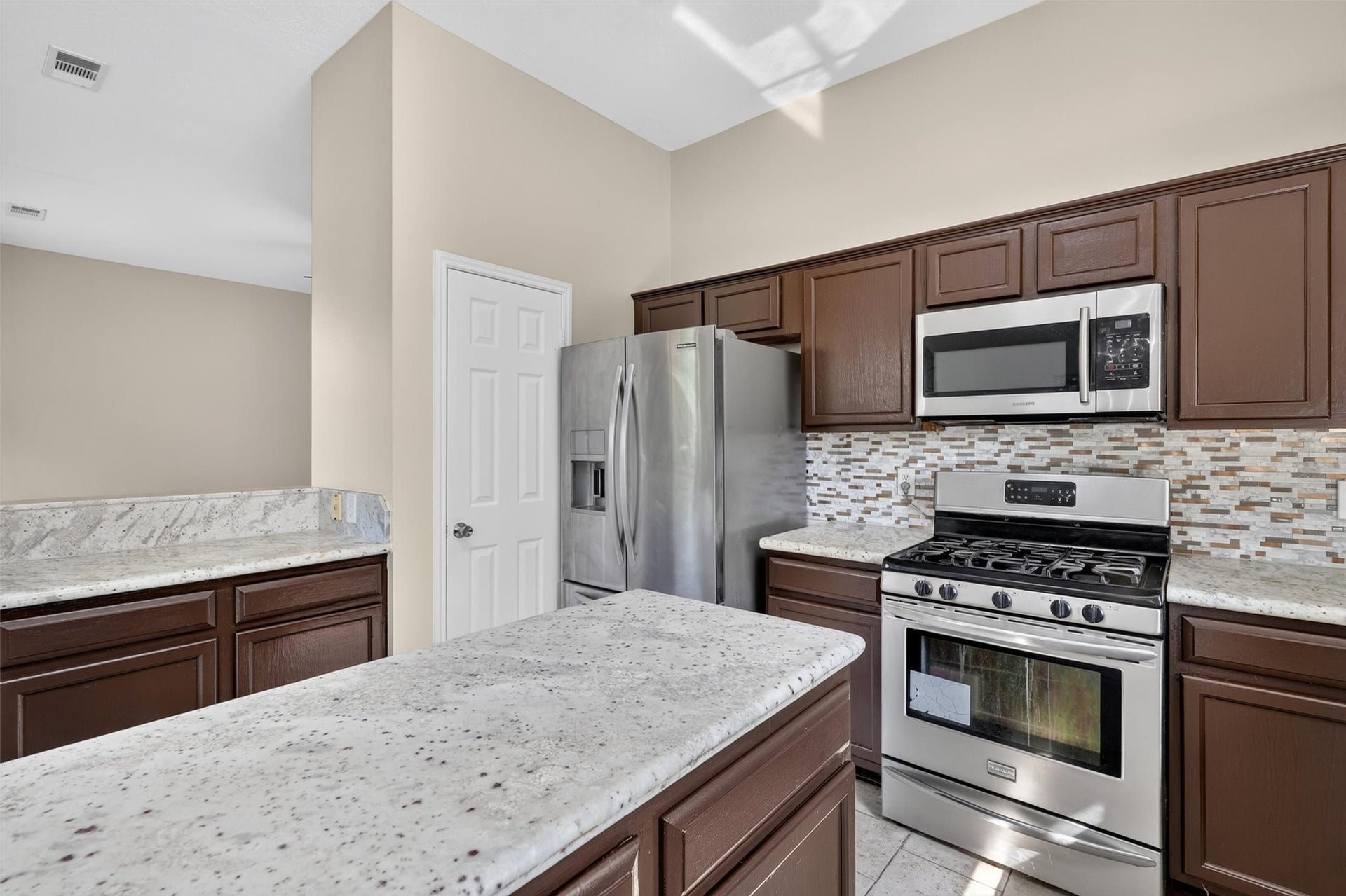 15627 Rosewood Hill Court, Sugar Land, TX 77498 15627 Rosewood Hill Court, Sugar Land, TX 77498