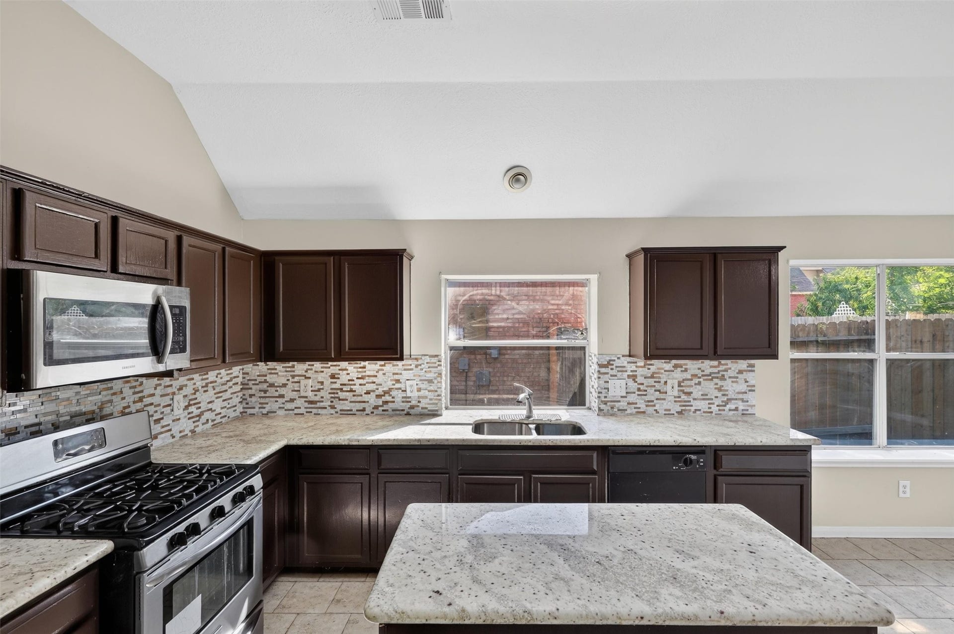 15627 Rosewood Hill Court, Sugar Land, TX 77498 15627 Rosewood Hill Court, Sugar Land, TX 77498
