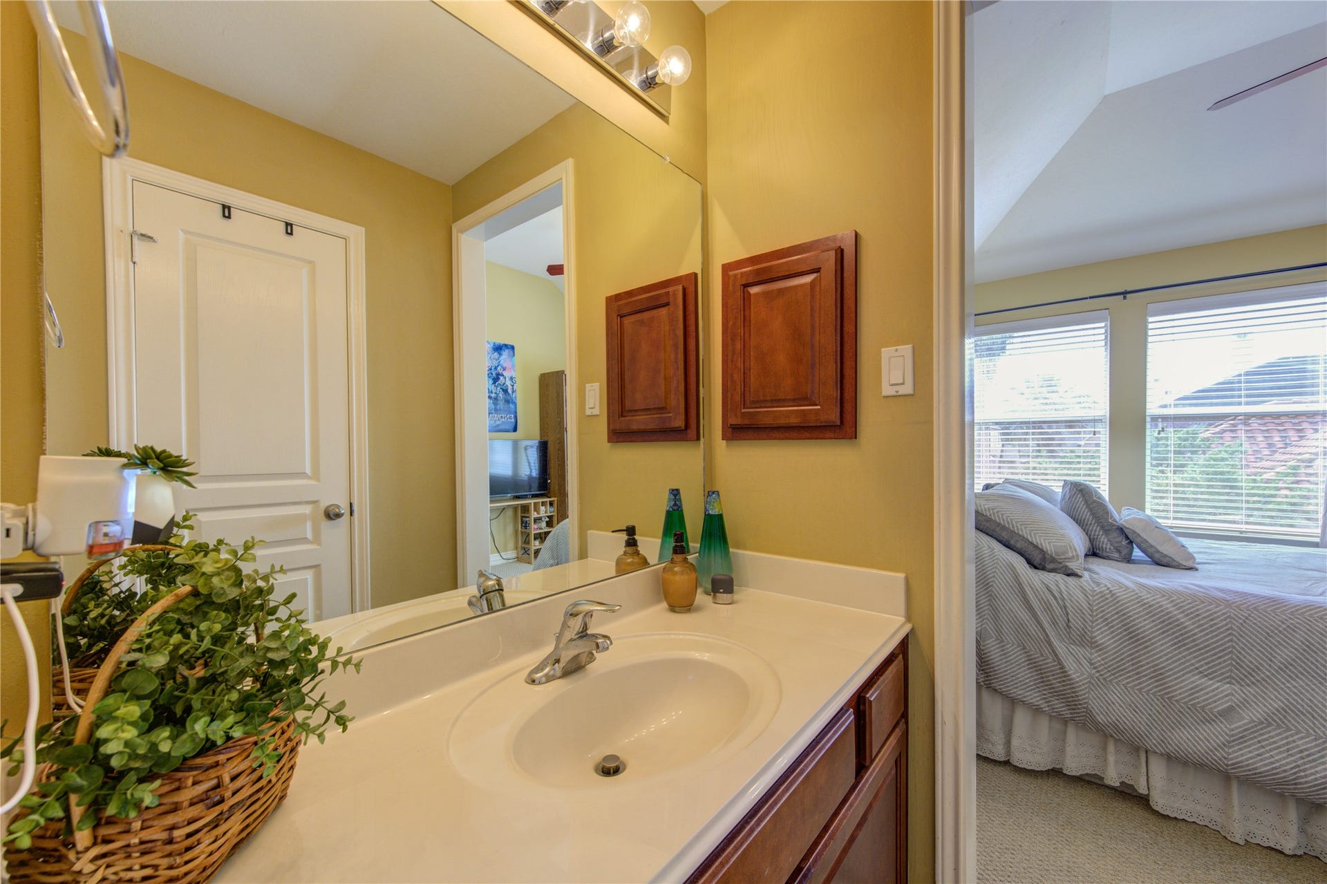 14206 Ayers Rock Road, Sugar Land, TX 77498 14206 Ayers Rock Road, Sugar Land, TX 77498