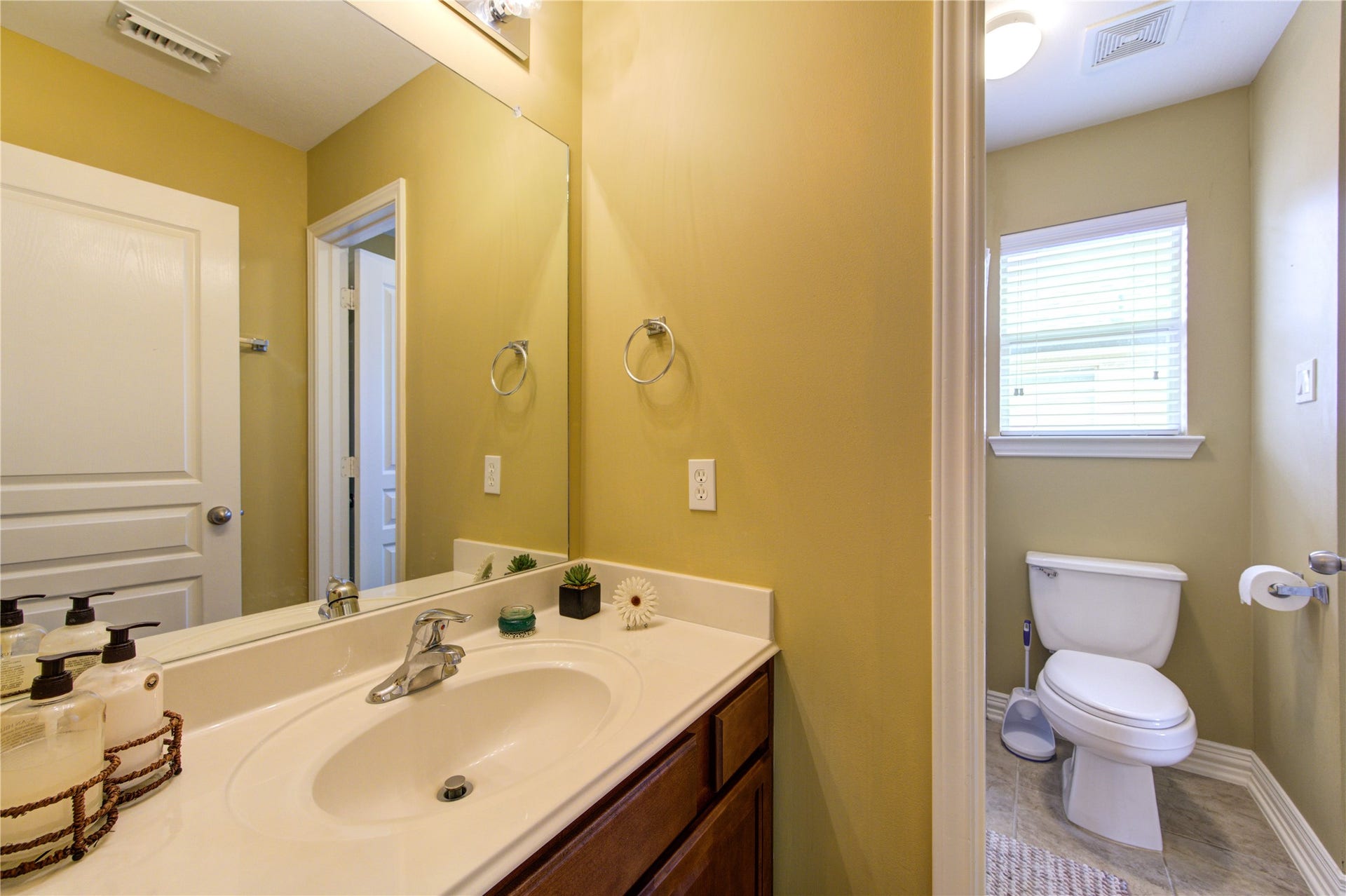 14206 Ayers Rock Road, Sugar Land, TX 77498 14206 Ayers Rock Road, Sugar Land, TX 77498