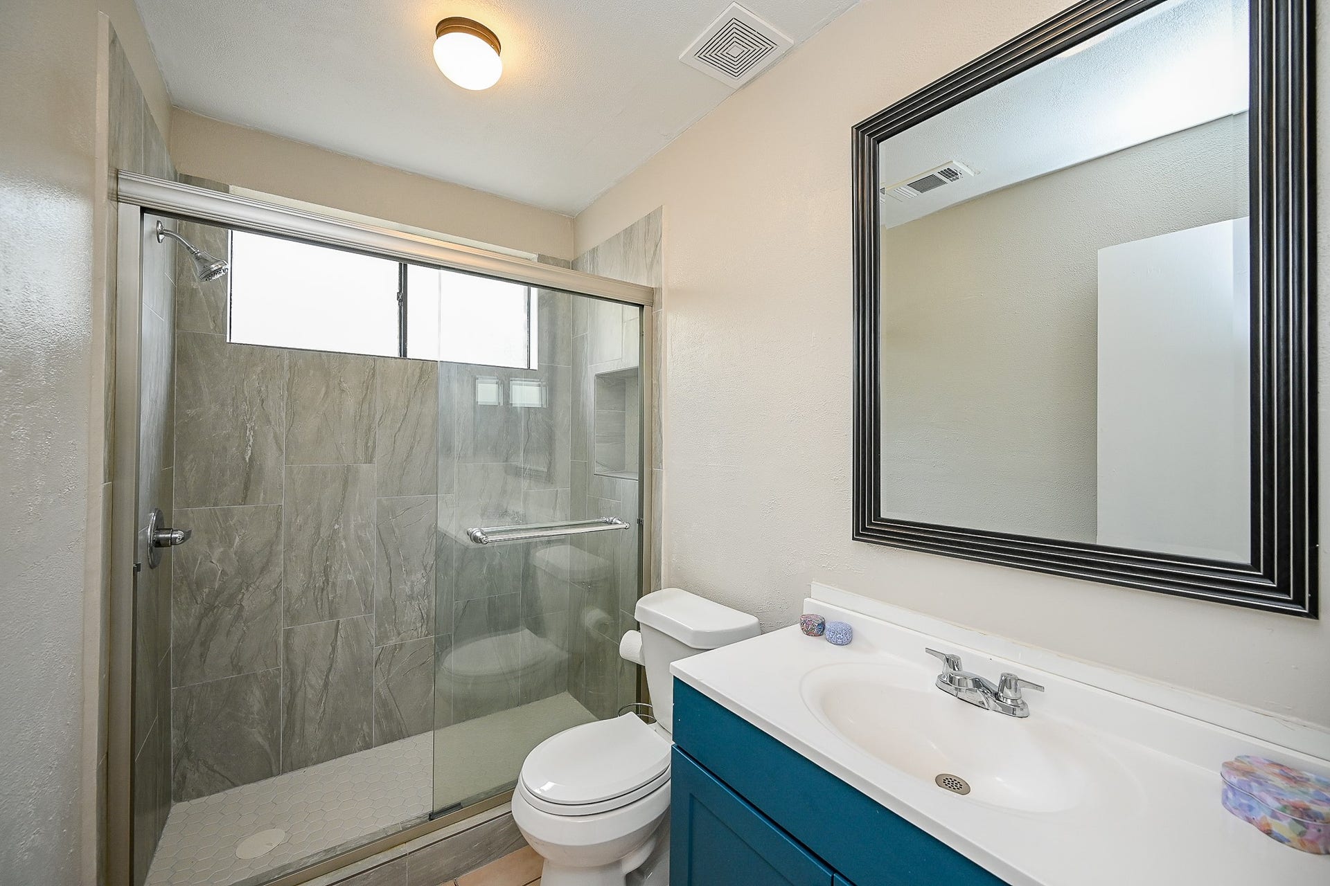 7407 W Fuqua Drive, Houston, TX 77489 7407 W Fuqua Drive, Houston, TX 77489