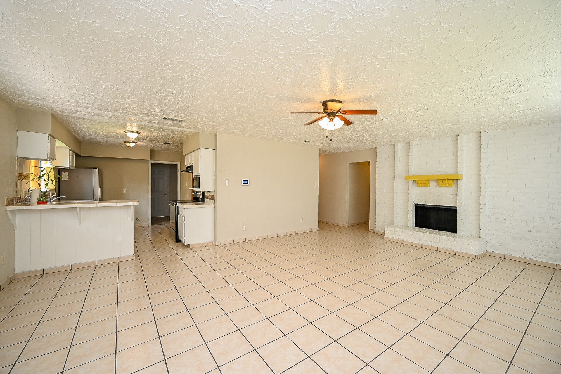 7407 W Fuqua Drive, Houston, TX 77489 7407 W Fuqua Drive, Houston, TX 77489