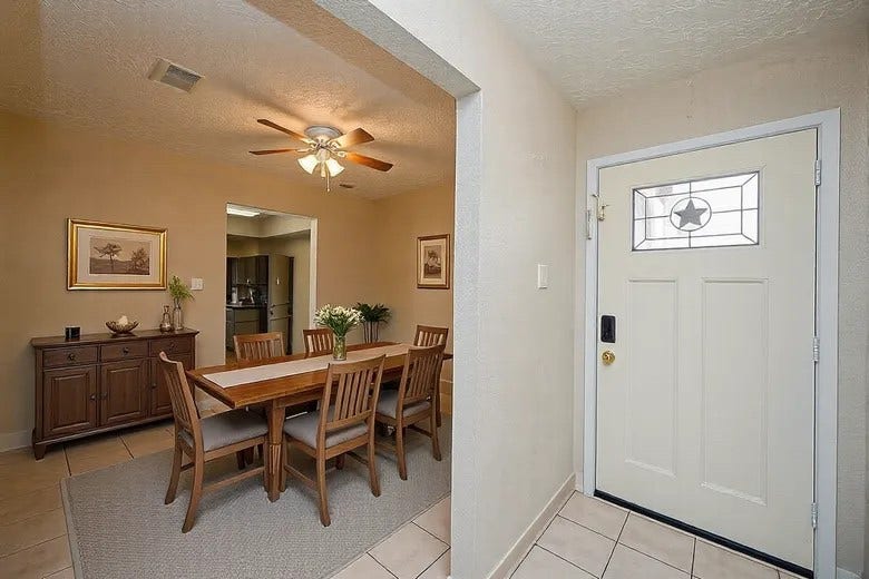 7407 W Fuqua Drive, Houston, TX 77489 Virtually staged dining room