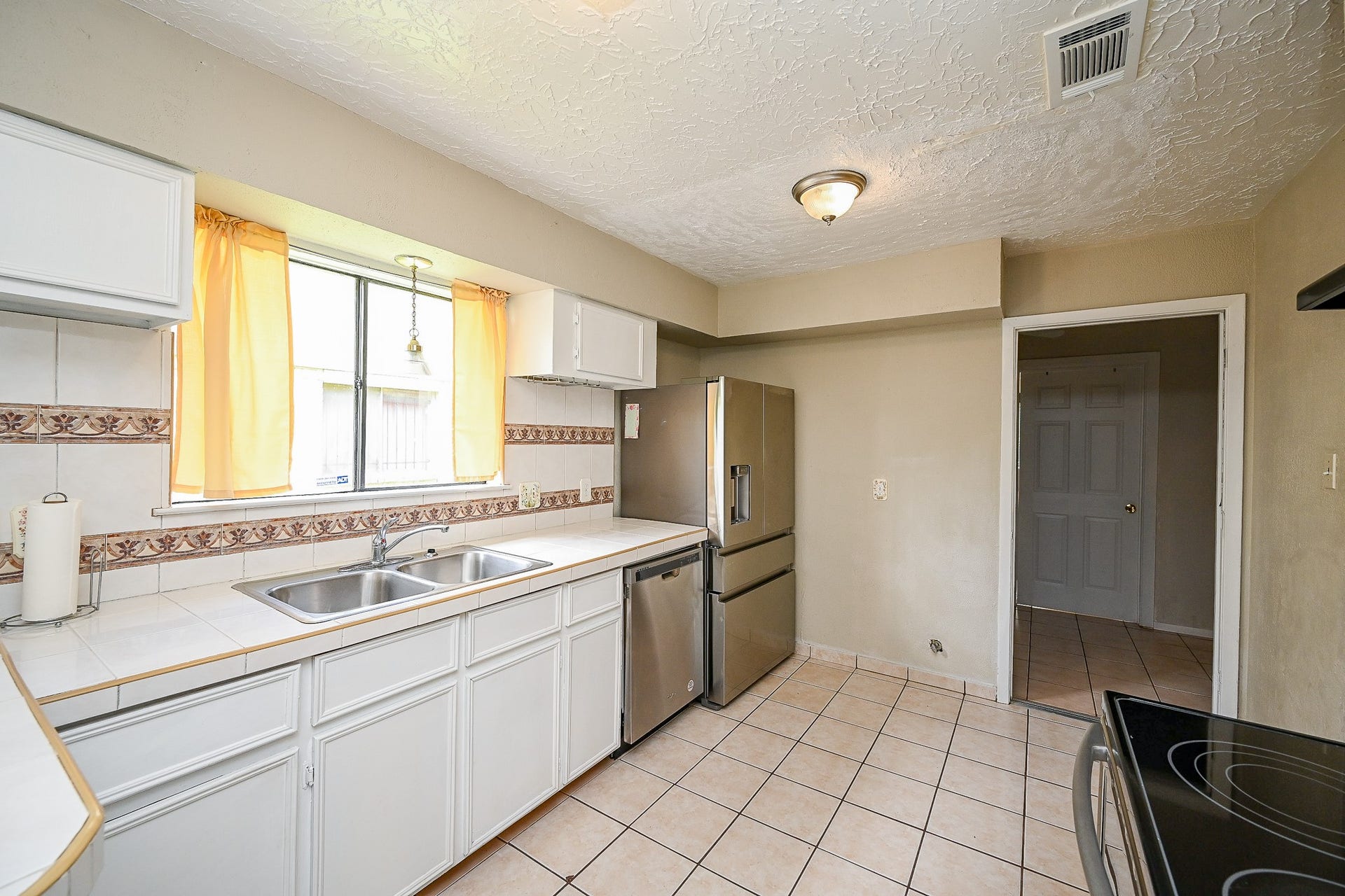 7407 W Fuqua Drive, Houston, TX 77489 7407 W Fuqua Drive, Houston, TX 77489