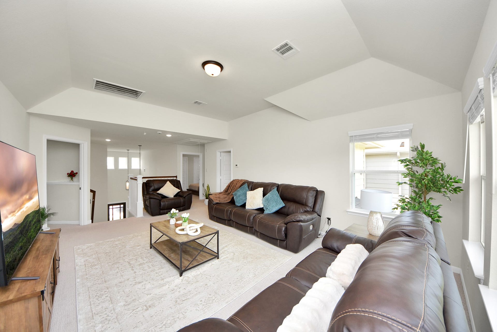 2715 Bisbee Road, League City, TX 77573 2715 Bisbee Road, League City, TX 77573