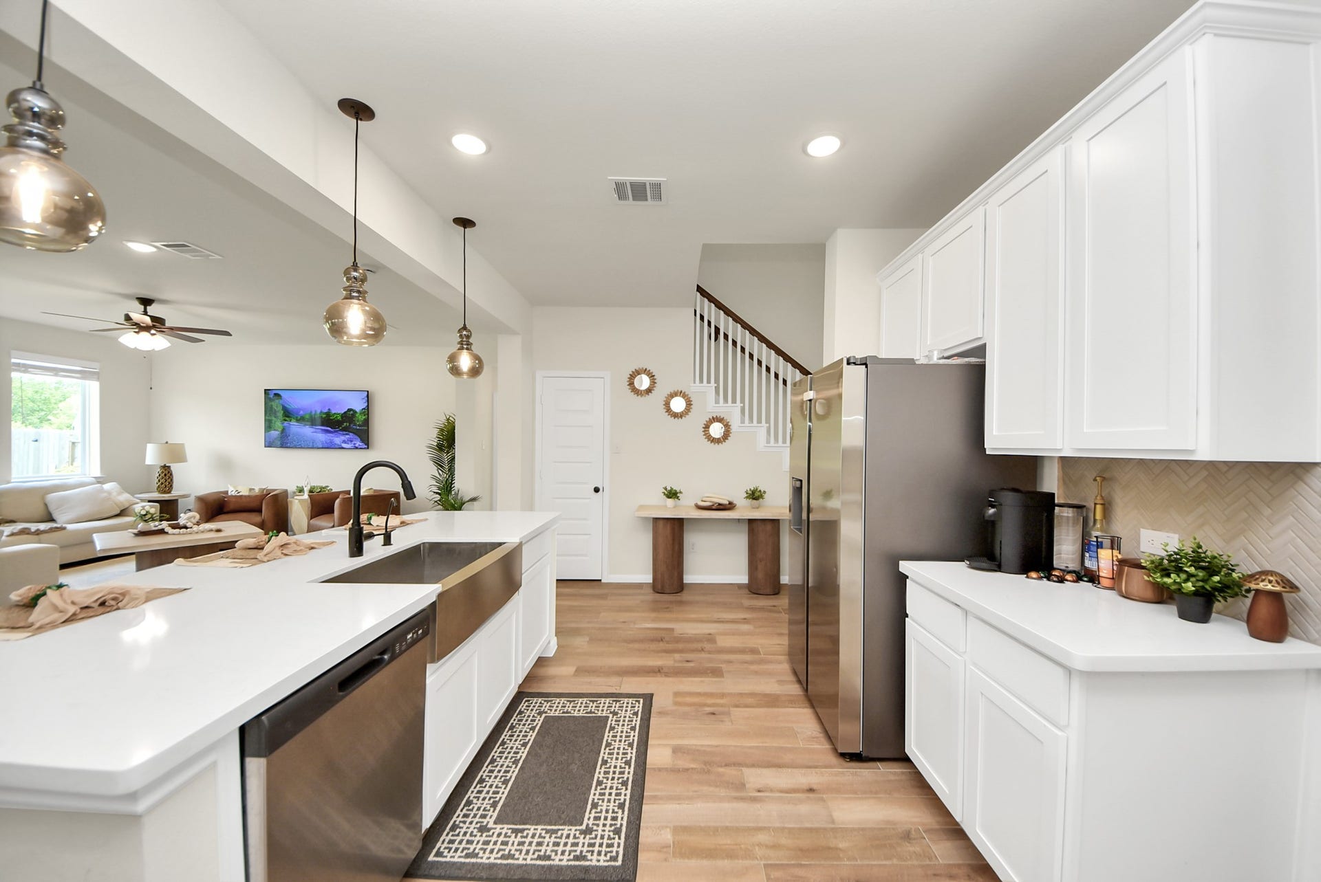 2715 Bisbee Road, League City, TX 77573 2715 Bisbee Road, League City, TX 77573