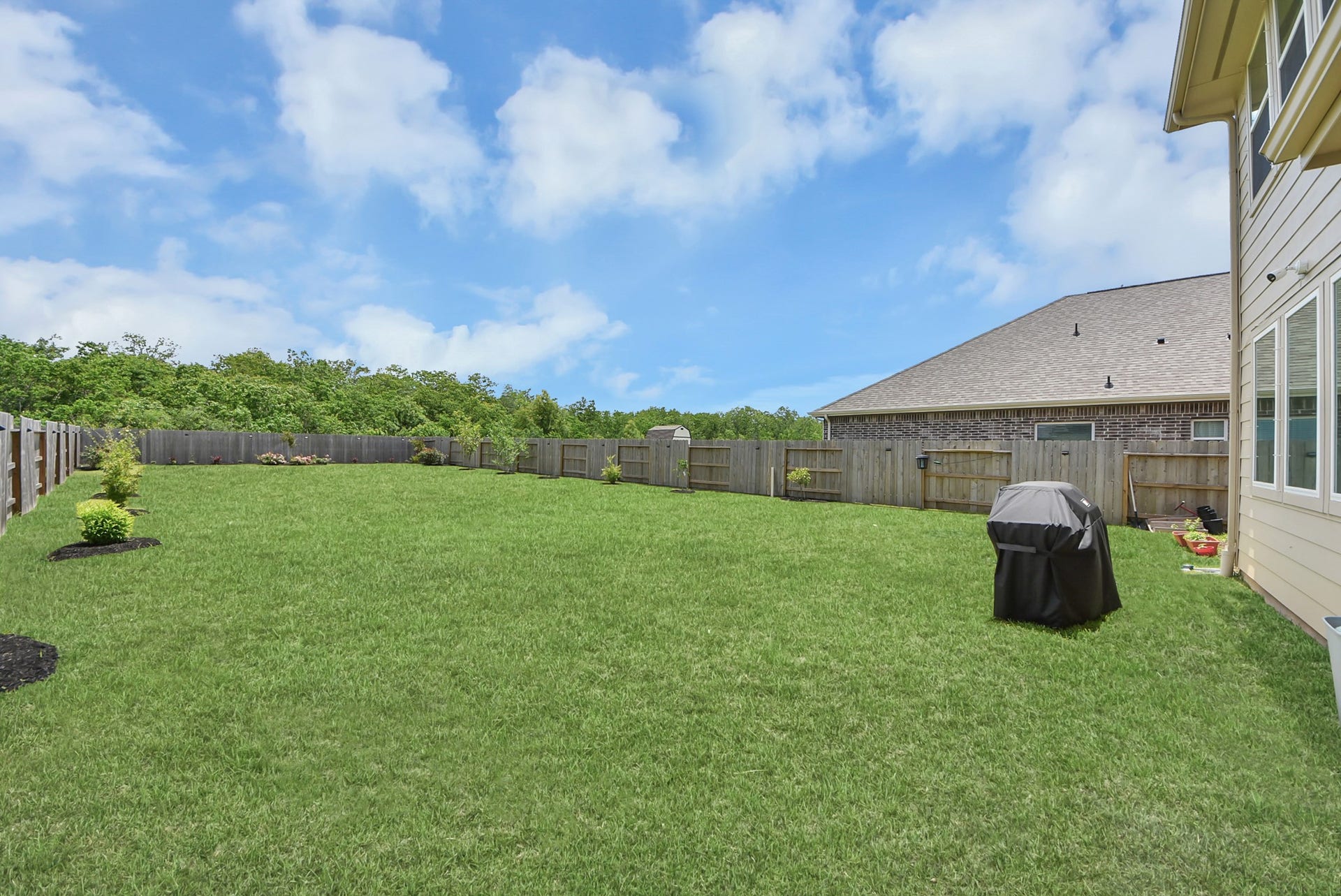 2715 Bisbee Road, League City, TX 77573 2715 Bisbee Road, League City, TX 77573