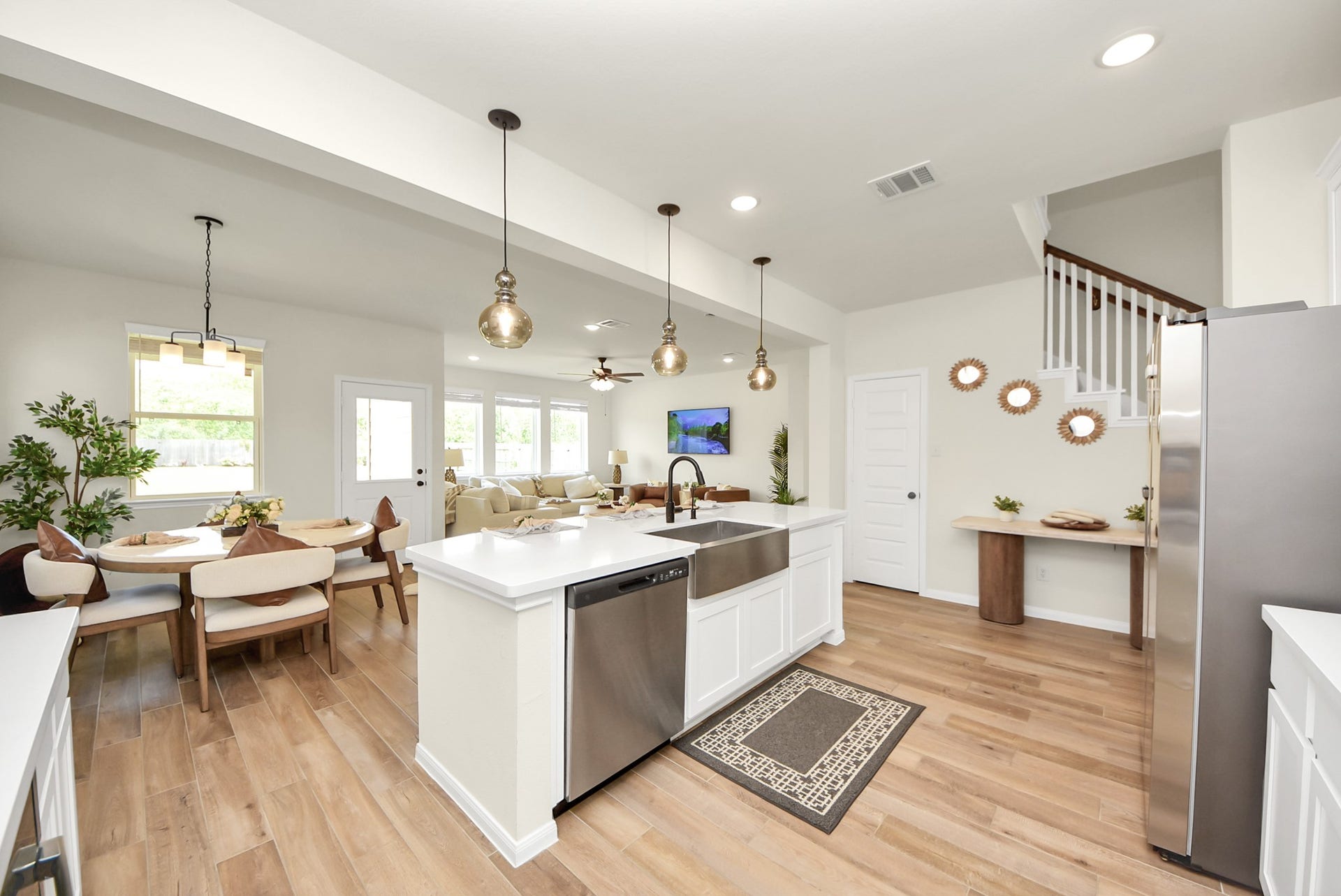2715 Bisbee Road, League City, TX 77573 2715 Bisbee Road, League City, TX 77573