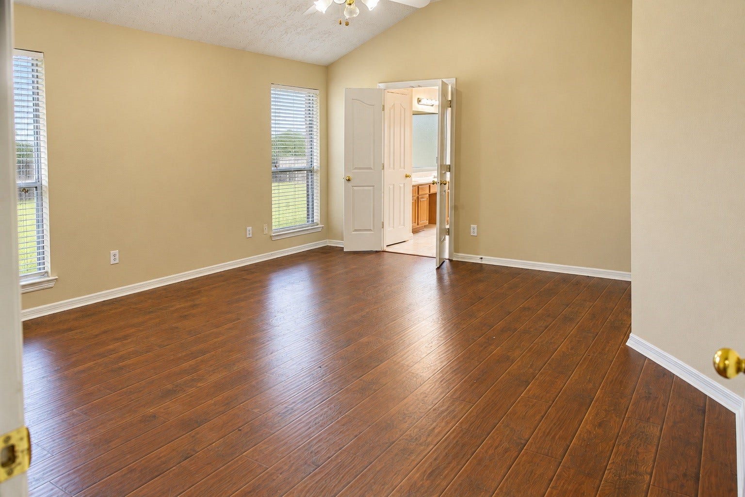 19434 Pinewood Mist Lane, Humble, TX 77346 19434 Pinewood Mist Lane, Humble, TX 77346