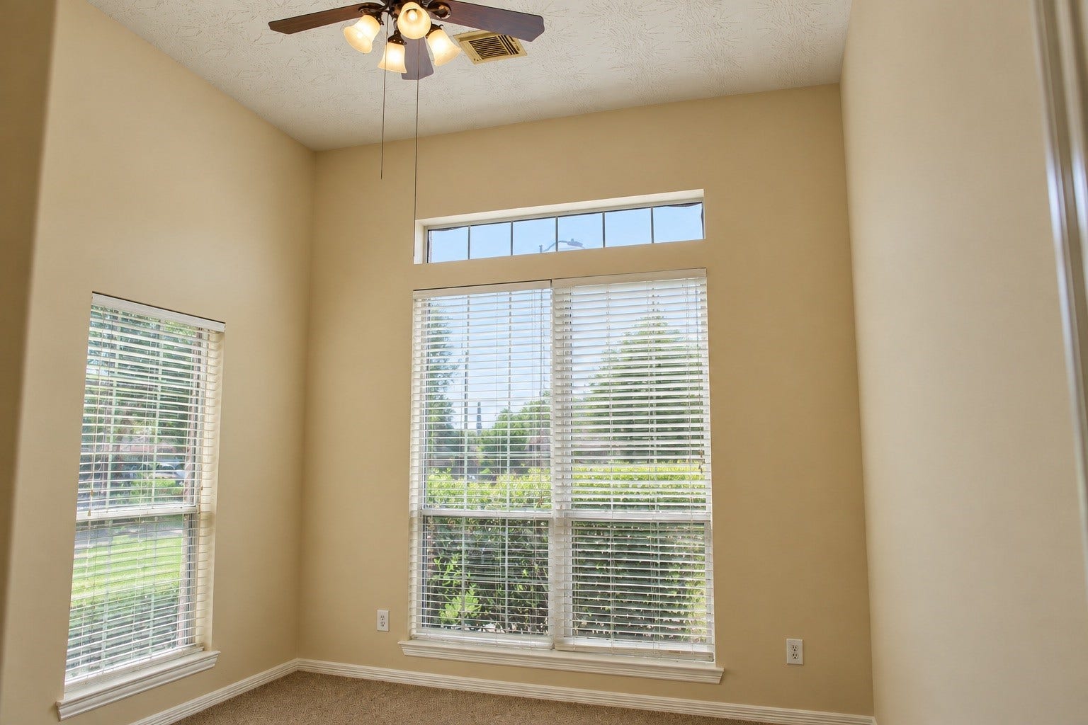 19434 Pinewood Mist Lane, Humble, TX 77346 19434 Pinewood Mist Lane, Humble, TX 77346