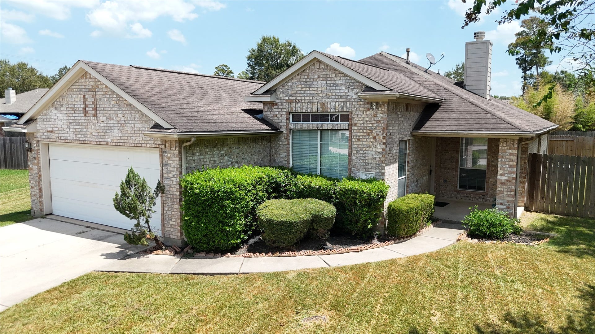 19434 Pinewood Mist Lane, Humble, TX 77346 19434 Pinewood Mist Lane, Humble, TX 77346