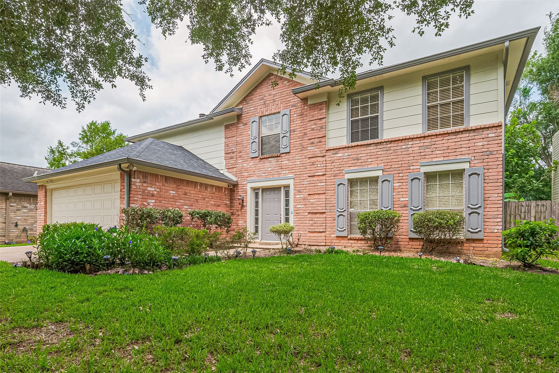 3614 Bee Bayou Lane, Sugar Land, TX 77479 3614 Bee Bayou Lane, Sugar Land, TX 77479
