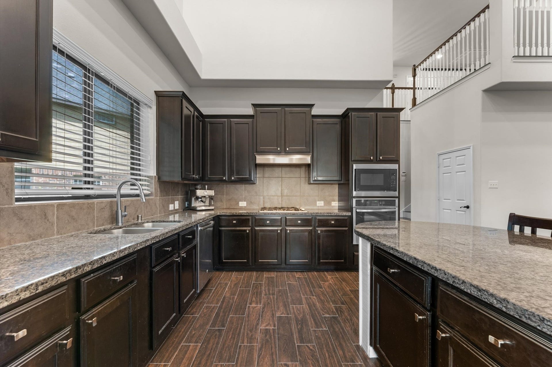 17805 Arapaho Hill Lane, Humble, TX 77346 Kitchen