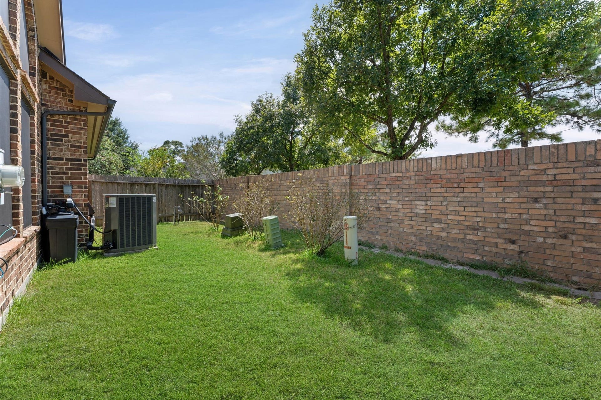 17805 Arapaho Hill Lane, Humble, TX 77346 Backyard