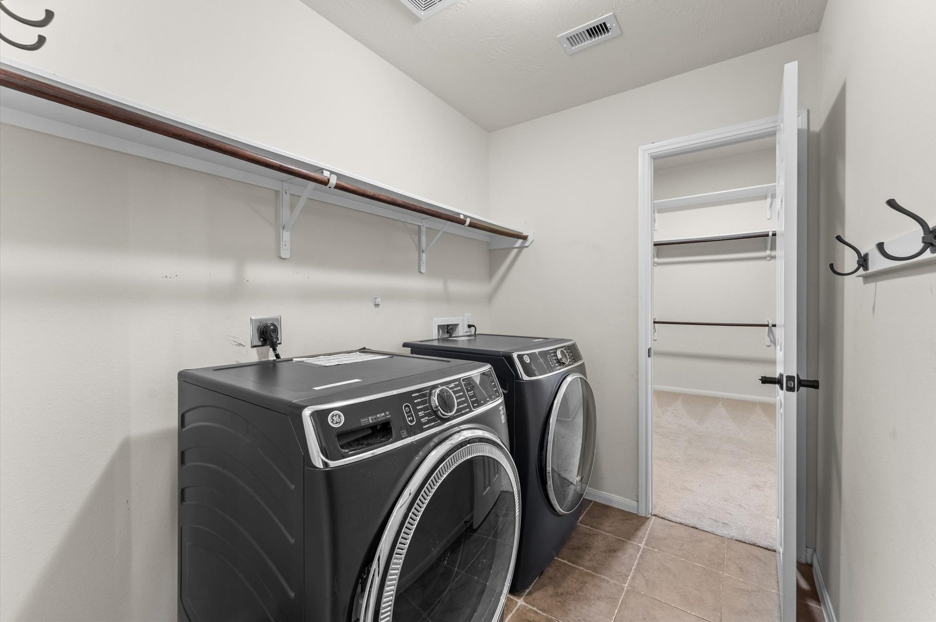 17805 Arapaho Hill Lane, Humble, TX 77346 Utilty Room