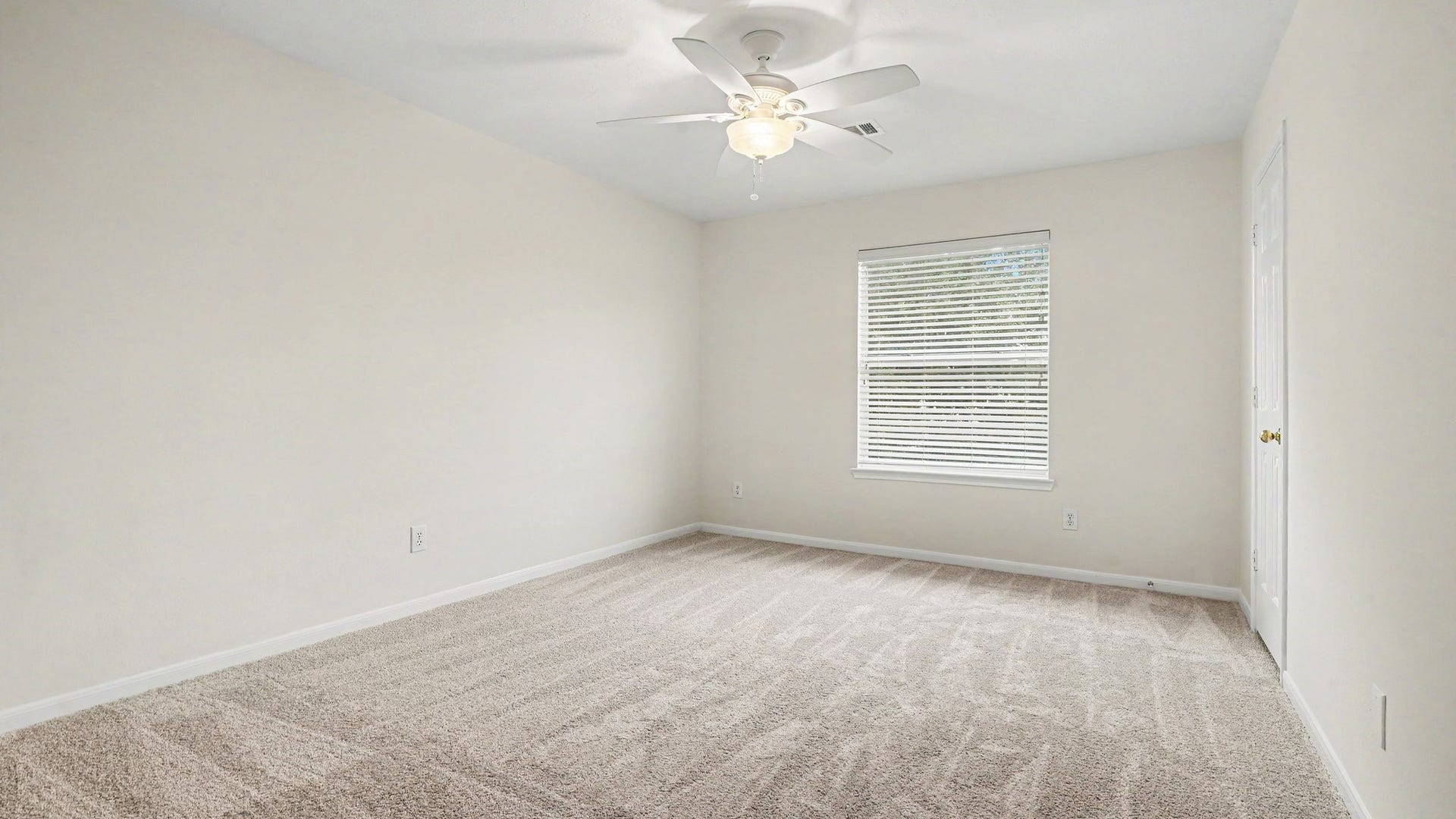 3014 Misty Isle Court, Dickinson, TX 77539 Additional bedroom