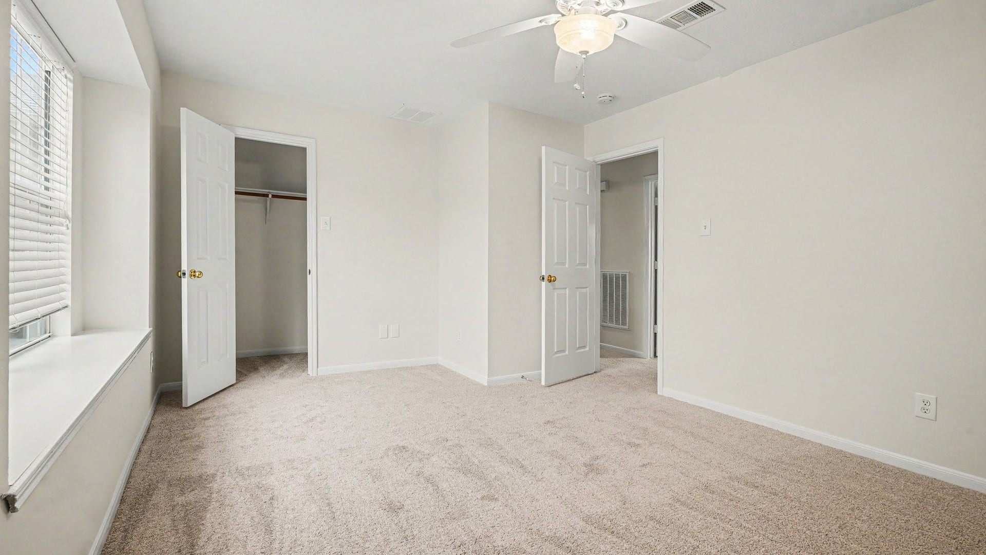 3014 Misty Isle Court, Dickinson, TX 77539 Additional bedroom