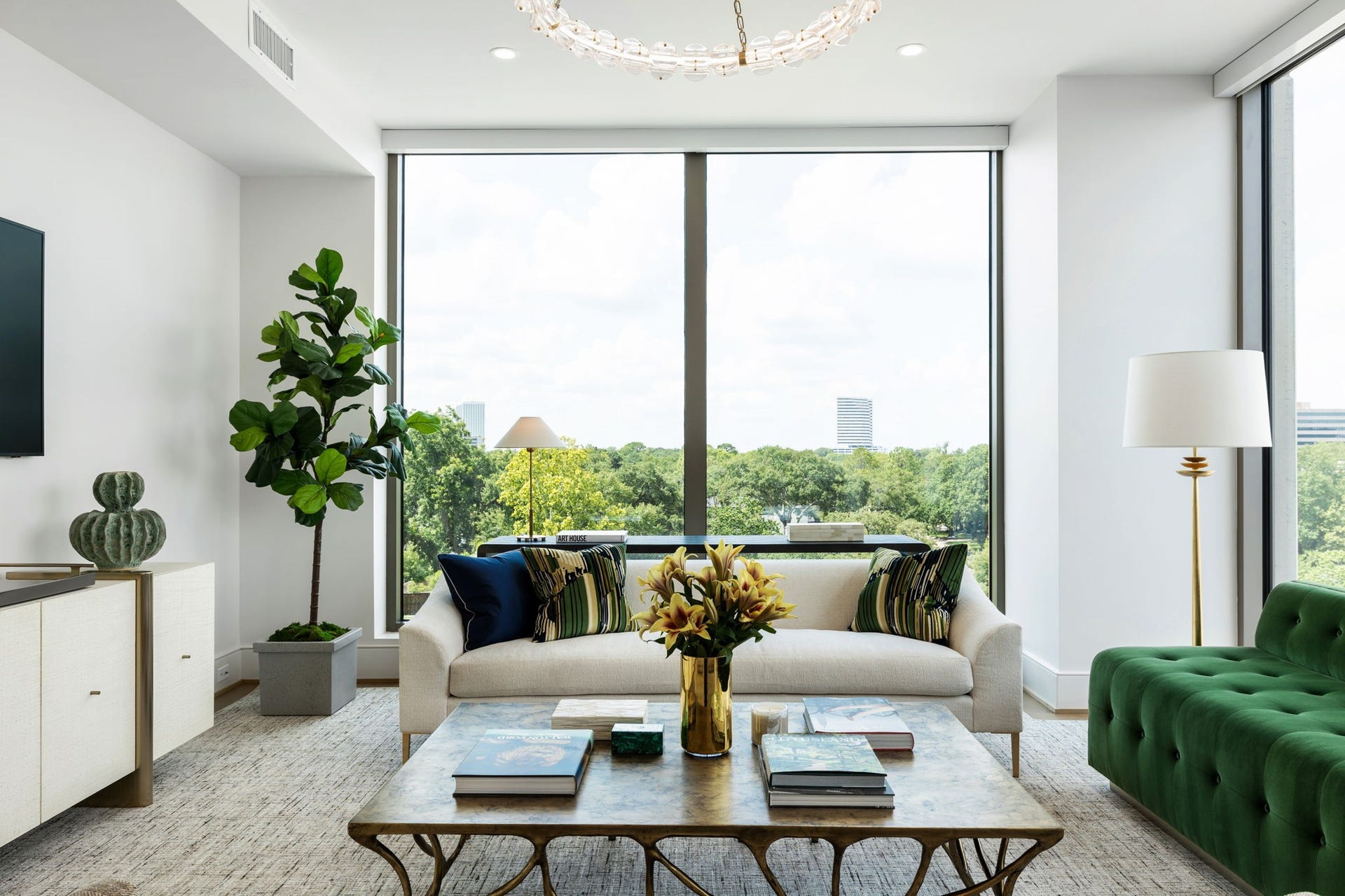 5656 San Felipe Street, #1005, Houston, TX 77056 Alternate view of the spacious living room with Southern views. Photos are of a similar unit with the same floor plan