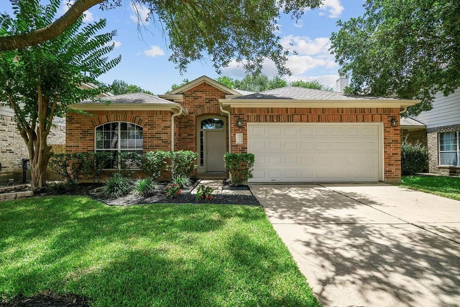 Property photo for 2702 Orchard Creek Lane, Katy, TX
