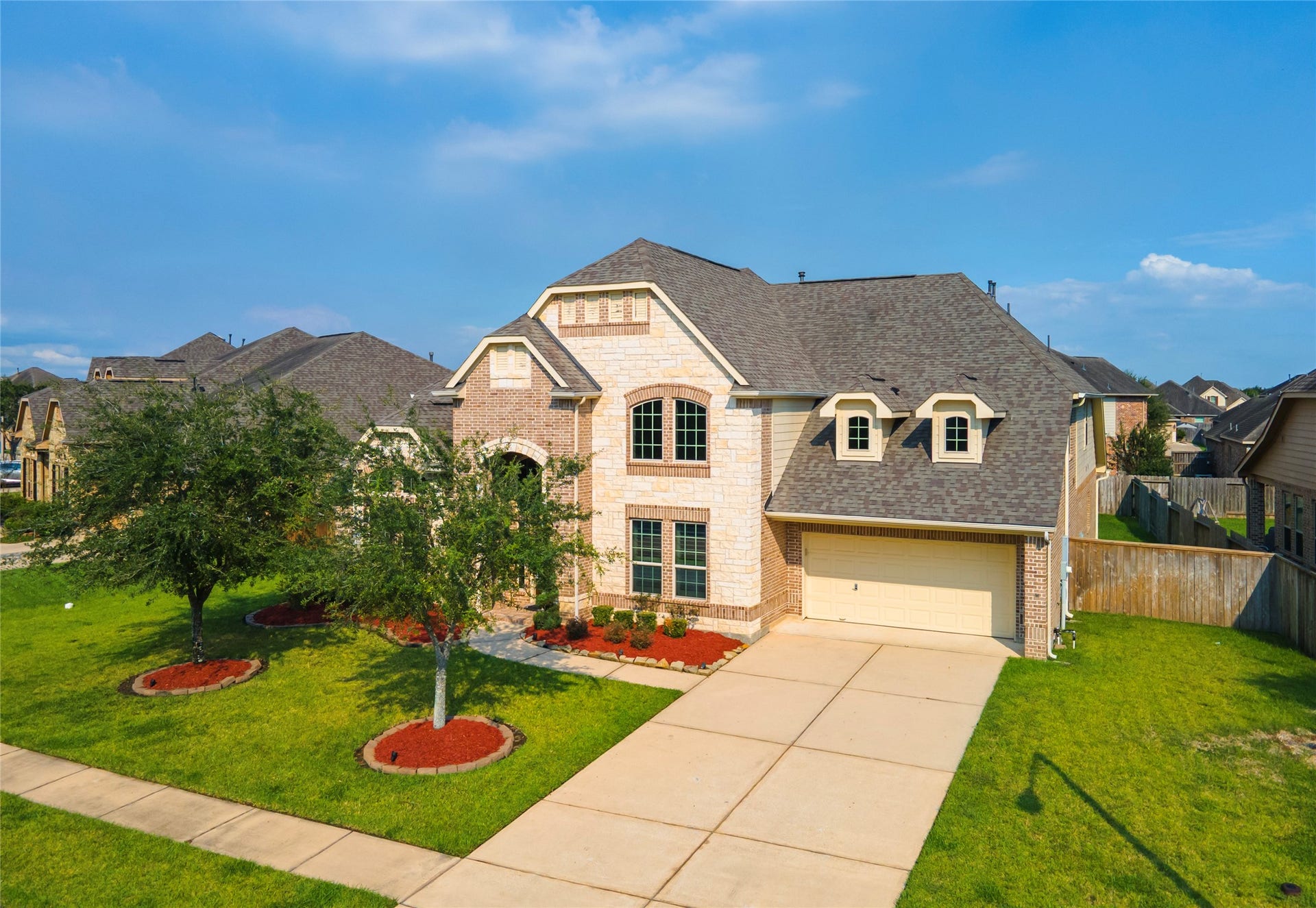 2322 Ashley Falls Lane, League City, TX 77573 Magnolia Creek is zoned to the top-rated Clear Creek ISD schools, notably Gilmore Elementary.