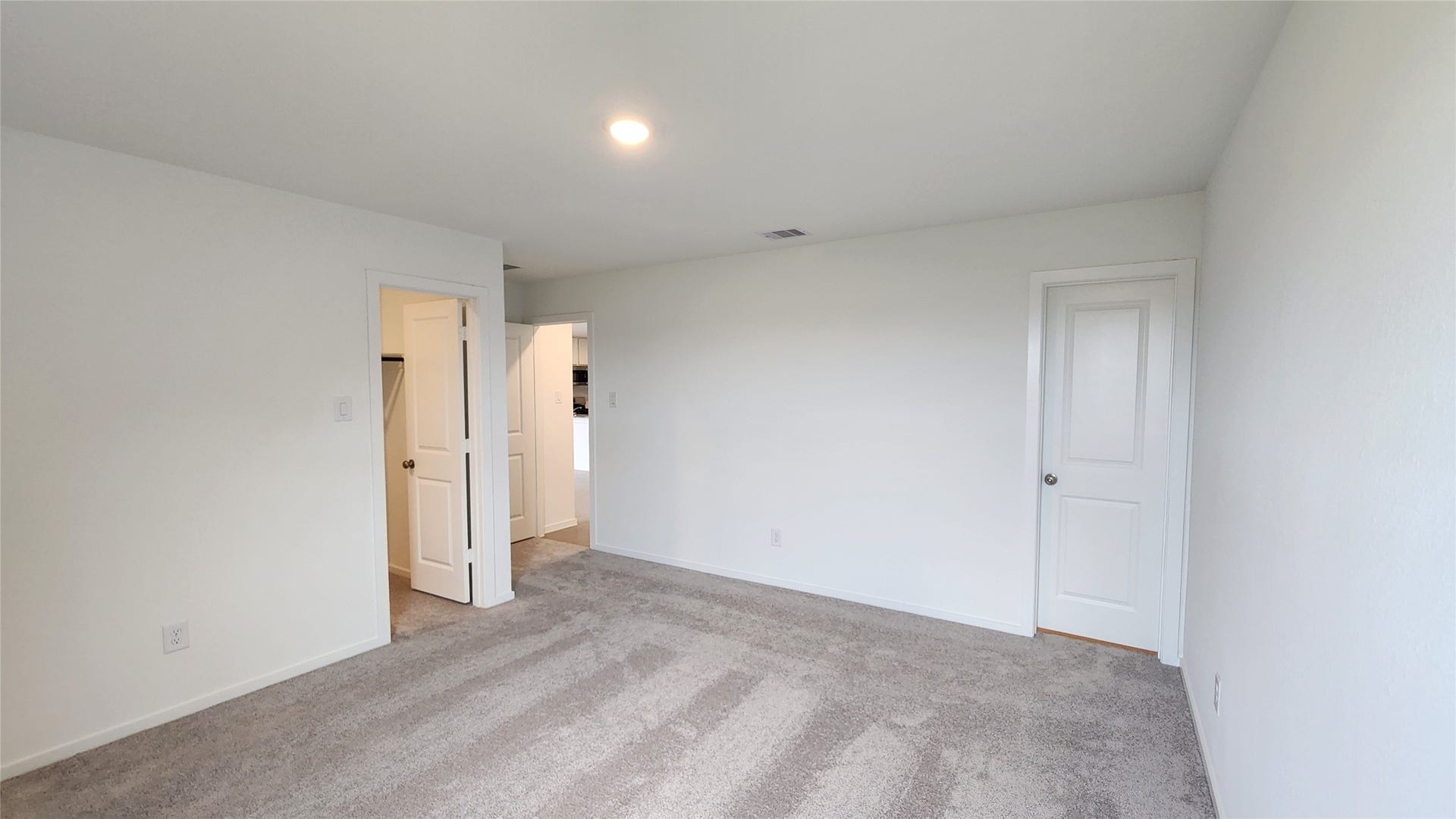29038 Rustic Windmill Way, Hockley, TX 77447 Master bedroom to walk-in closet