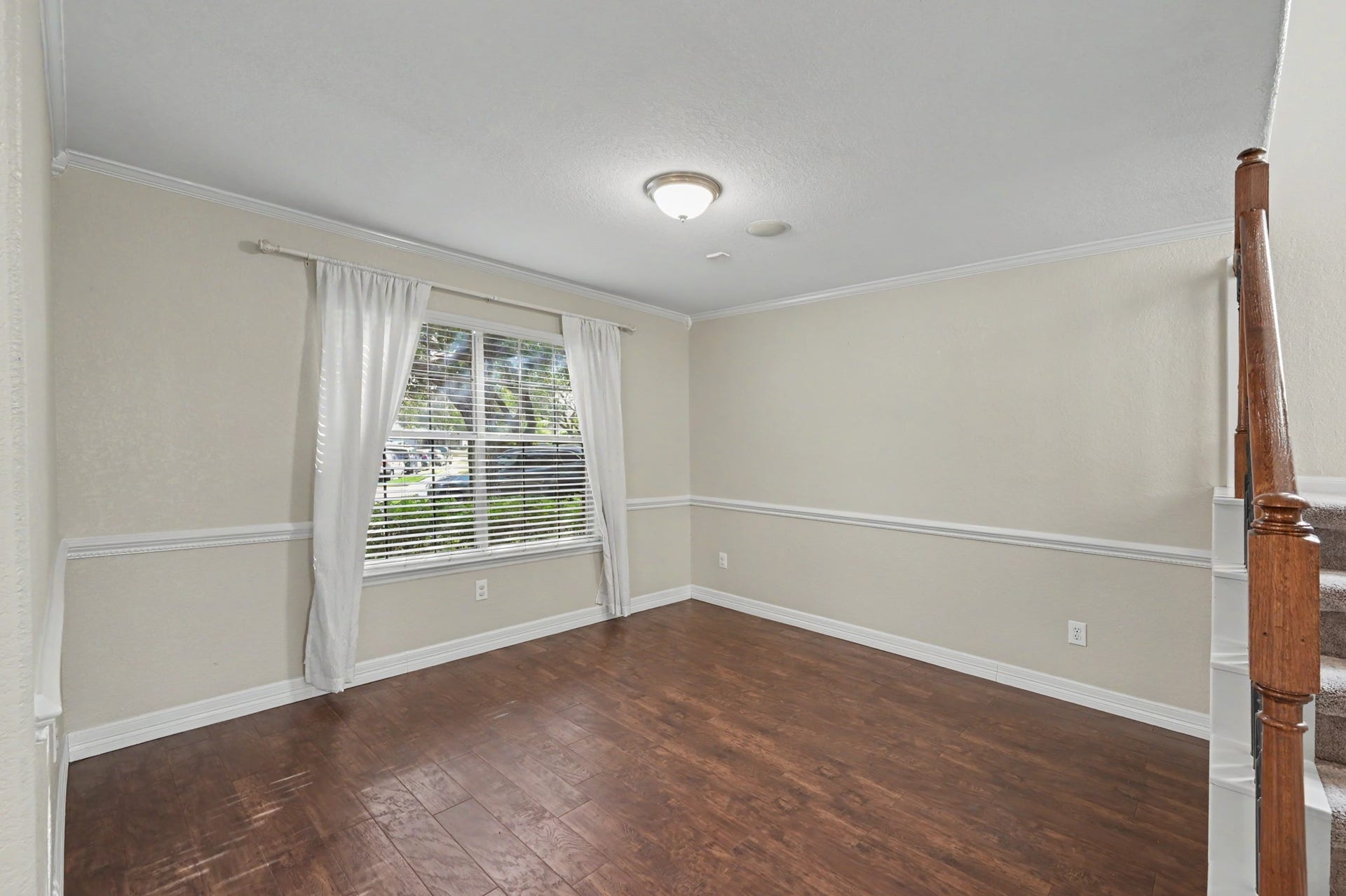 9411 Sagehampton Court, Spring, TX 77379 Formal Dining Room 1st Floor