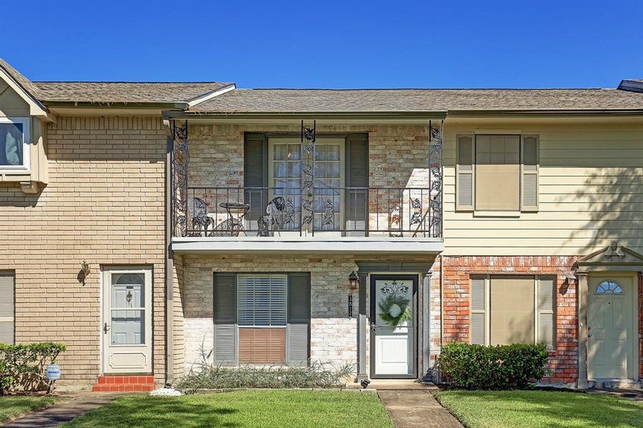 Property photo for 3812 Laura Leigh Drive, Friendswood, TX