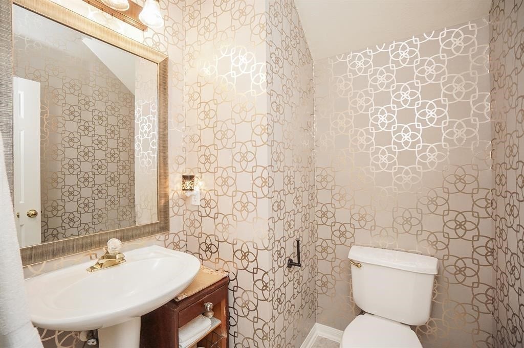 16531 Village View Trail, Sugar Land, TX 77498 16531 Village View Trail, Sugar Land, TX 77498