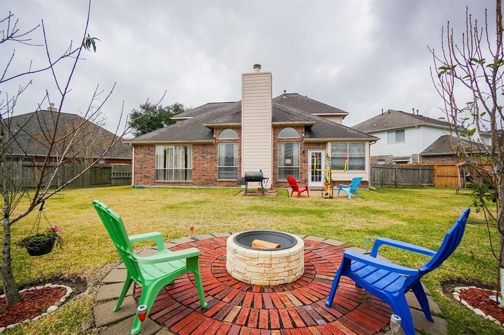 16531 Village View Trail, Sugar Land, TX 77498 16531 Village View Trail, Sugar Land, TX 77498