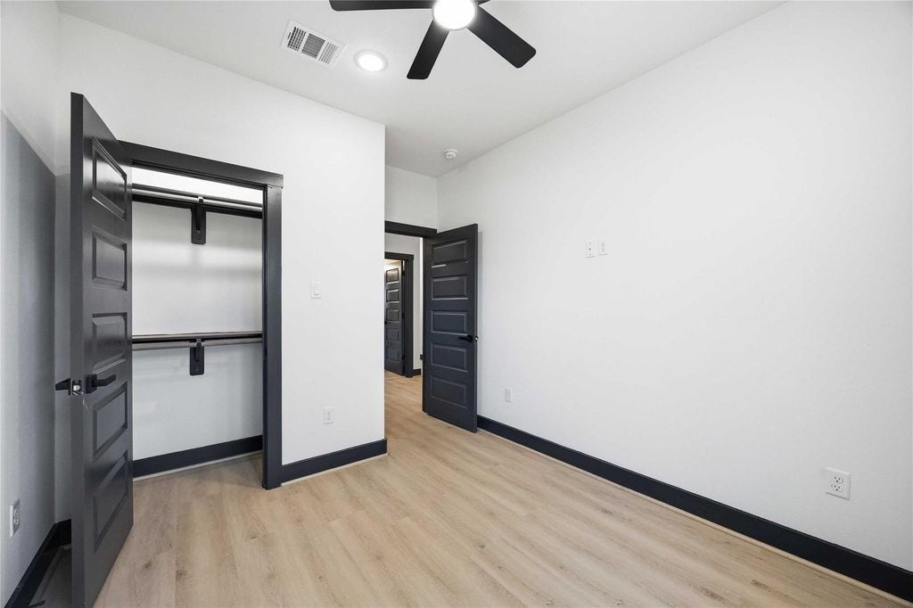 4630 Edfield Street, #B, Houston, TX 77033