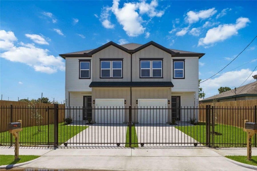 Property photo for 4630 Edfield Street, #B, Houston, TX