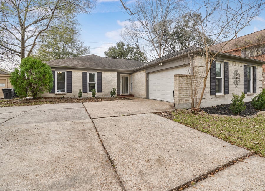 Property photo for 5710 Green Timbers Drive, Humble, TX