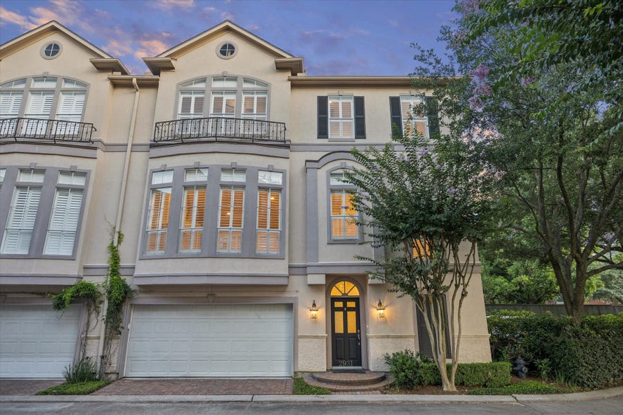 Property photo for 2931 Brompton Square Drive, Houston, TX