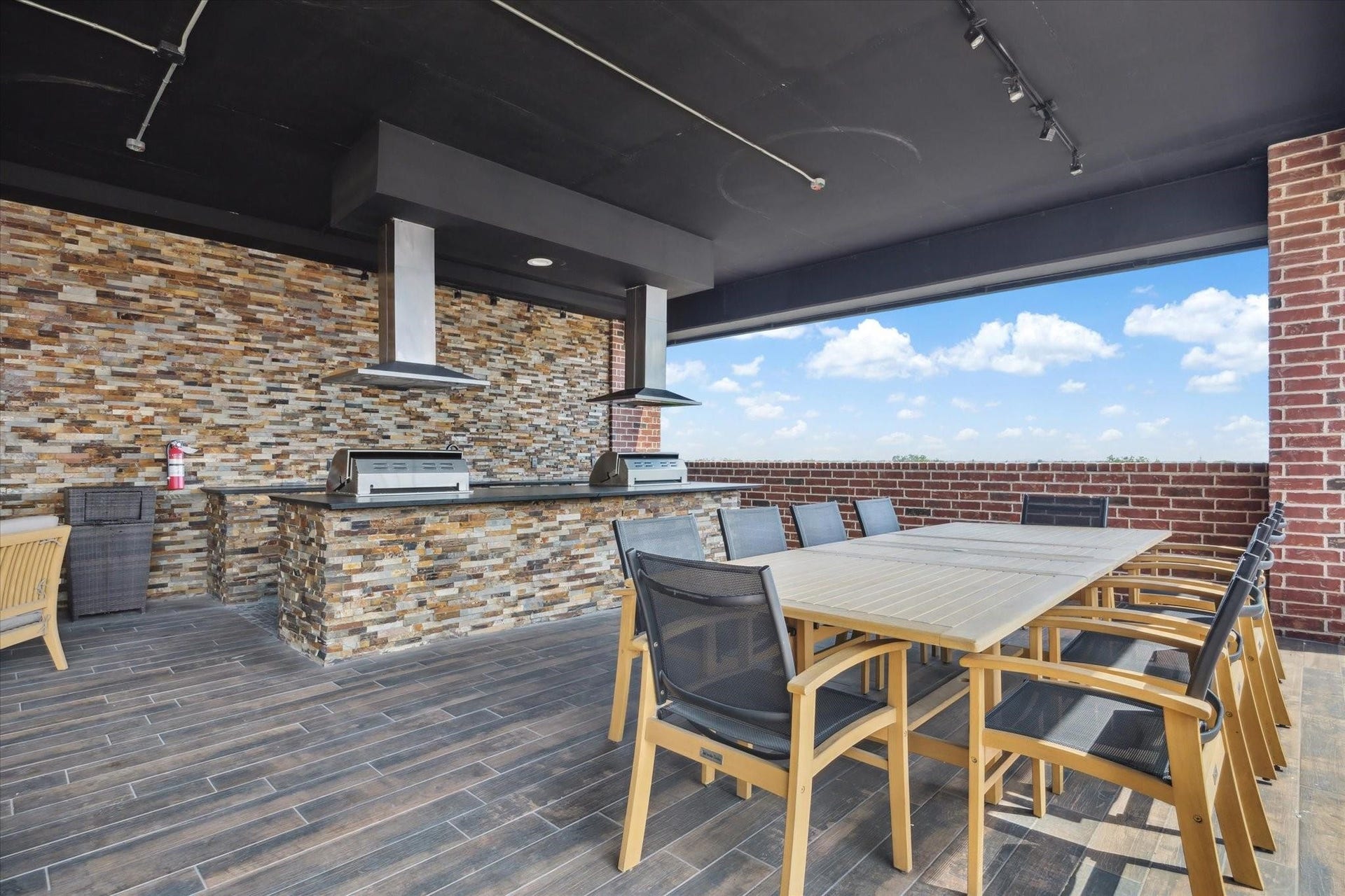 1111 Studewood Street, #508, Houston, TX 77008 1111 Studewood Street, #508, Houston, TX 77008