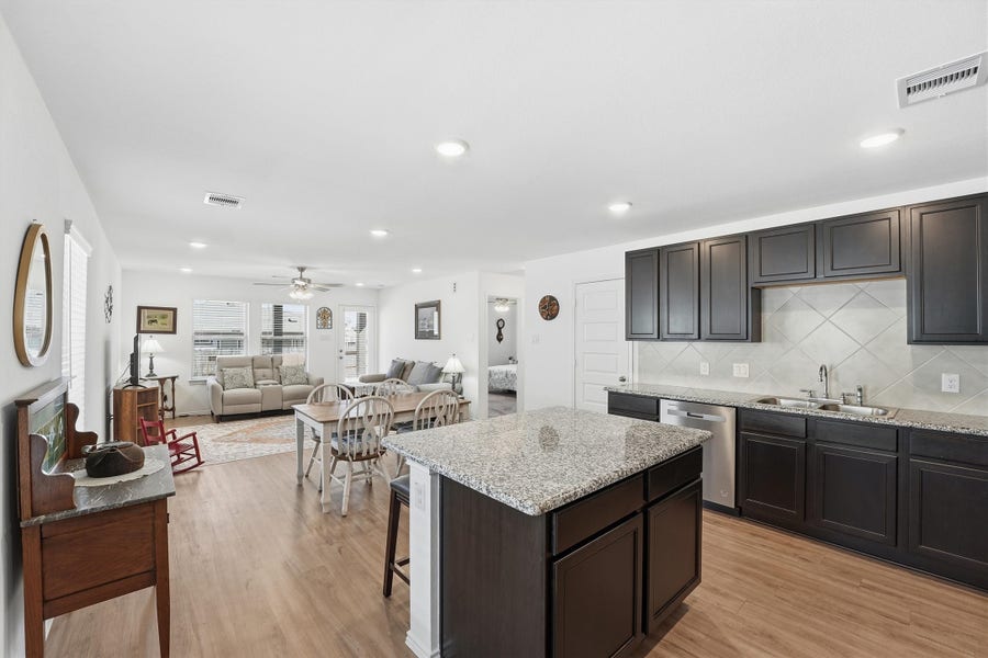 Property photo for 4535 Pinehurst Trace Drive, Pinehurst, TX