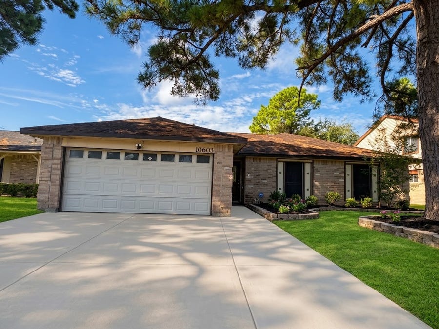 Property photo for 10603 Mackenzie Drive, Houston, TX