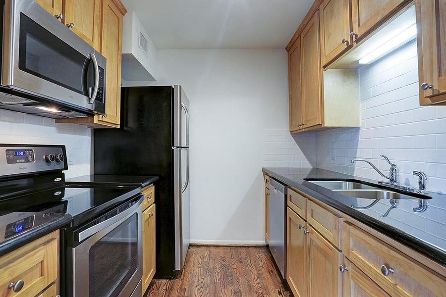 Property photo for 415 Hawthorne Street, #5, Houston, TX