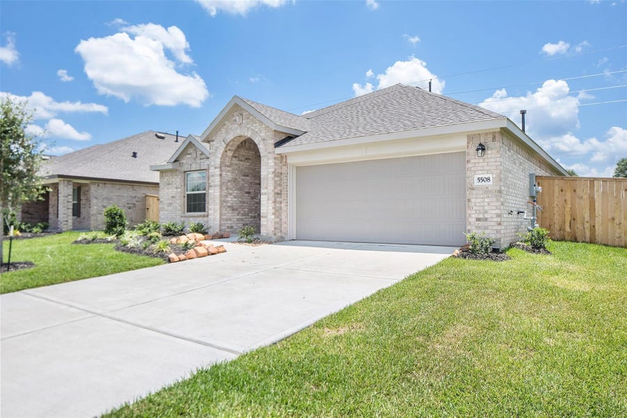 Property photo for 5508 Knox Landing Drive, Rosenberg, TX