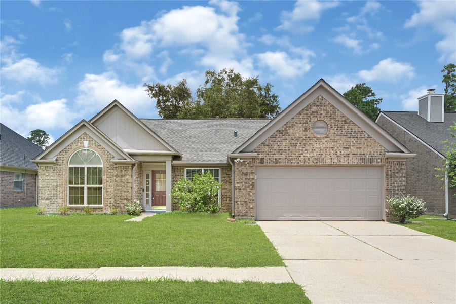 Property photo for 8818 Driftstone Drive, Spring, TX