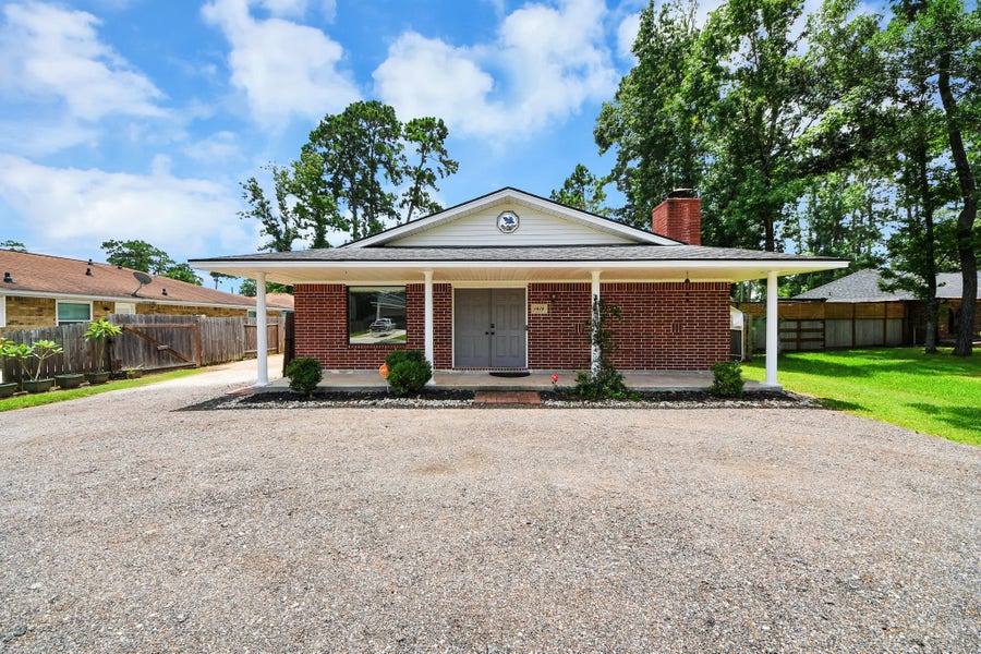 Property photo for 1419 Primrose Street, Conroe, TX