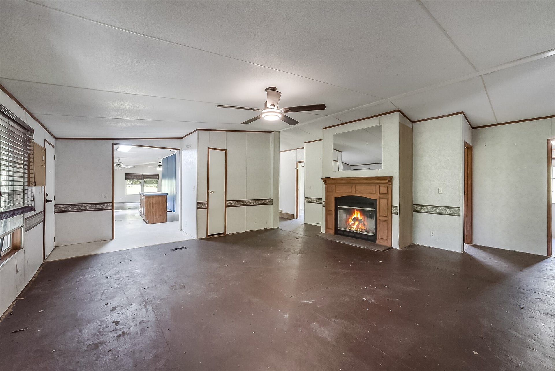 17315 Valley Lane, Conroe, TX 77306