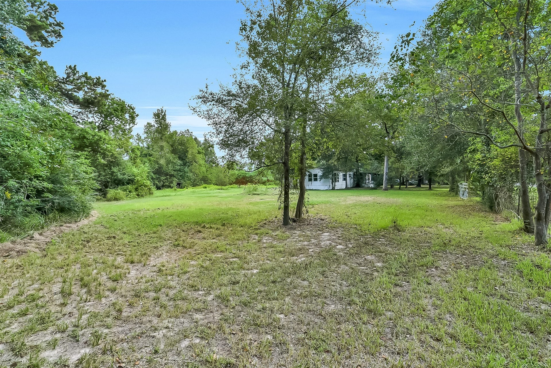 17315 Valley Lane, Conroe, TX 77306