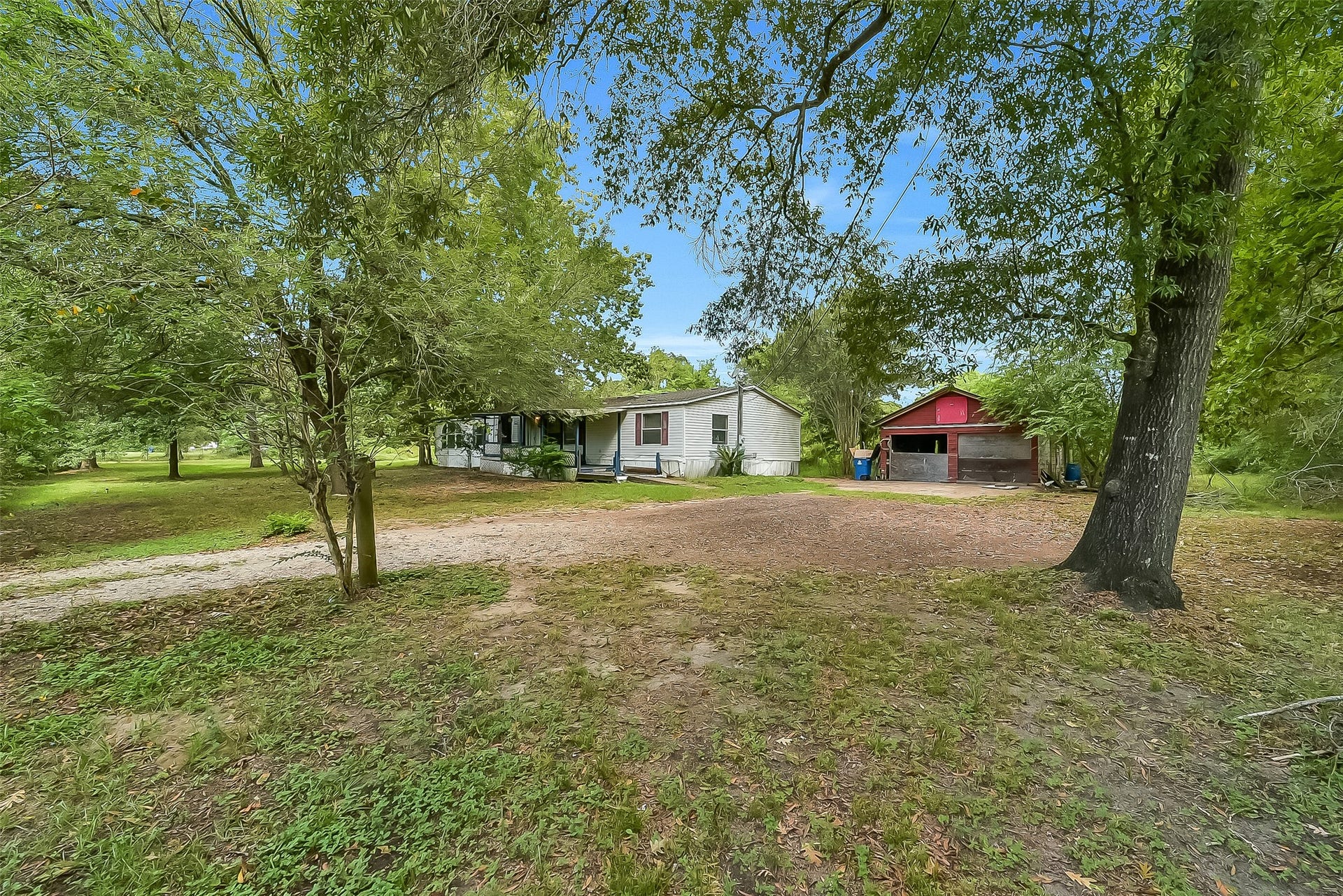 17315 Valley Lane, Conroe, TX 77306