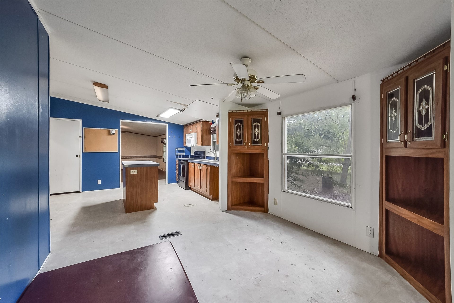 17315 Valley Lane, Conroe, TX 77306
